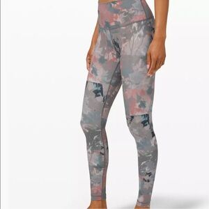 Lululemon Wunder Under HR Tight 28” Pants Size 6 Multicolor